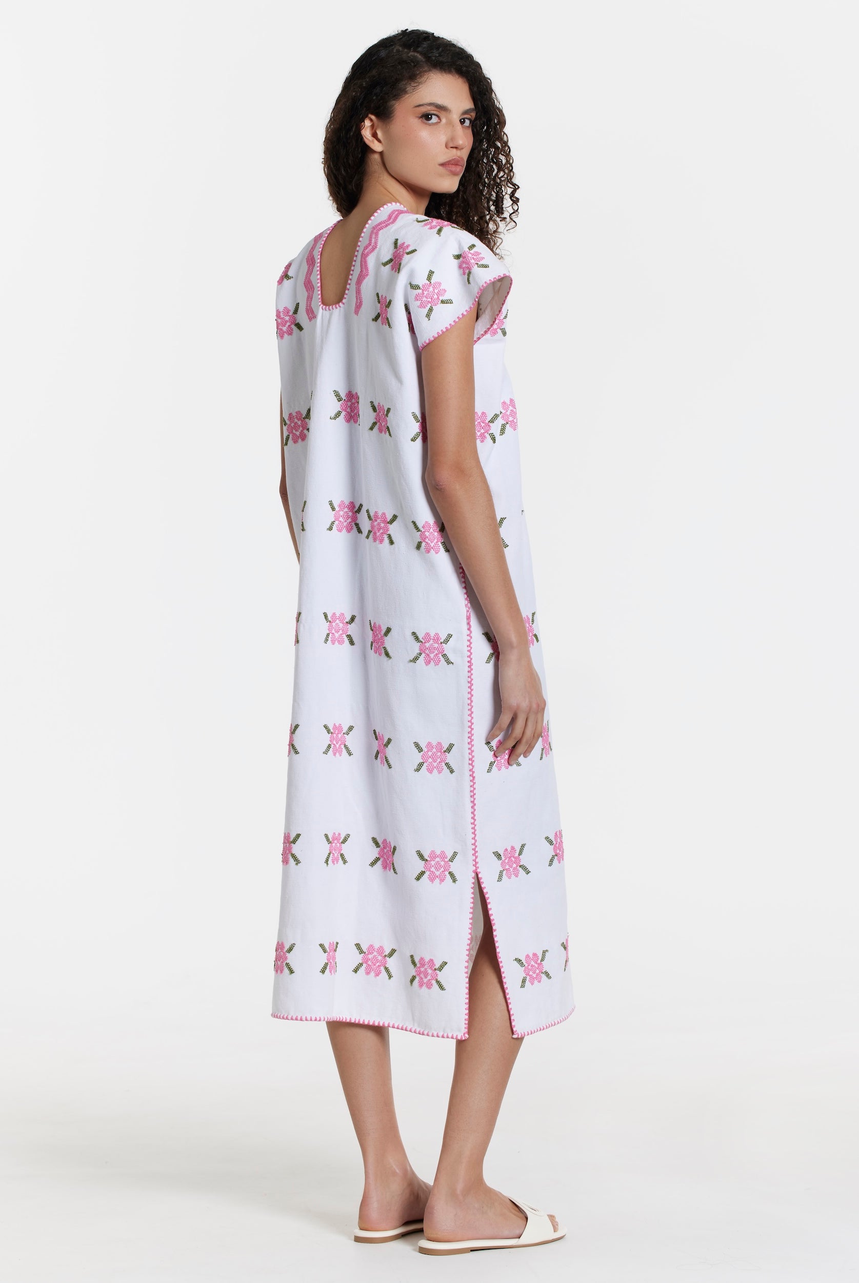 Ahida Correale Número 30 Midi kaftan in pink / multi — handwoven cotton by artisans in San Juan Colorado, Oaxaca