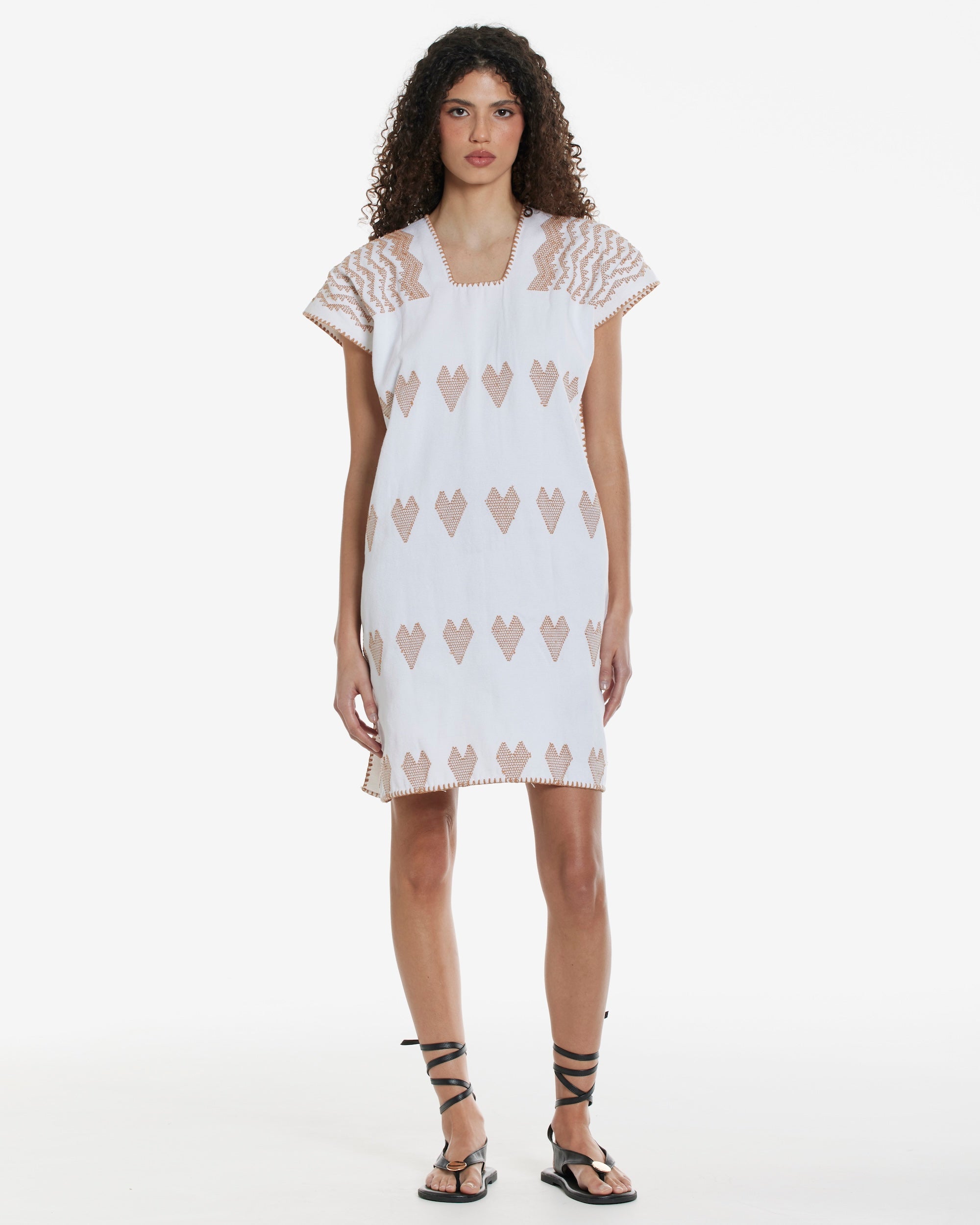Ahida Correale Número 51 Mini kaftan in tan / ivory — handwoven cotton by artisans in San Juan Colorado, Oaxaca