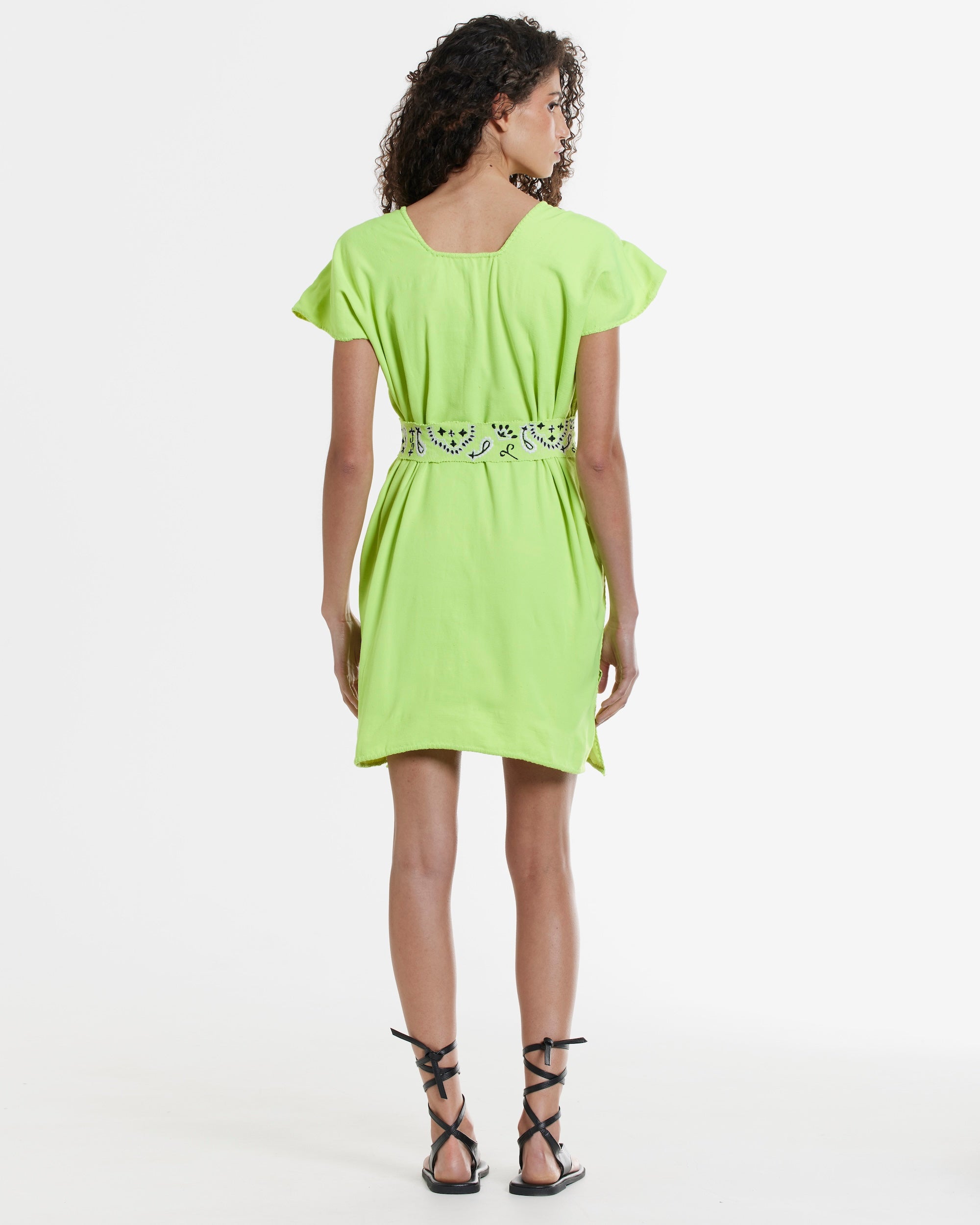 Ahida Correale Número 5 Mini kaftan in Neon Green — handwoven cotton by artisans in San Juan Colorado, Oaxaca