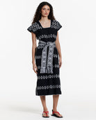 Ahida Correale Número 28 Midi kaftan in ivory / pink — handwoven cotton by artisans in San Juan Colorado, Oaxaca